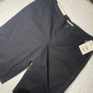 Merona contour fit bermuda shorts size 2